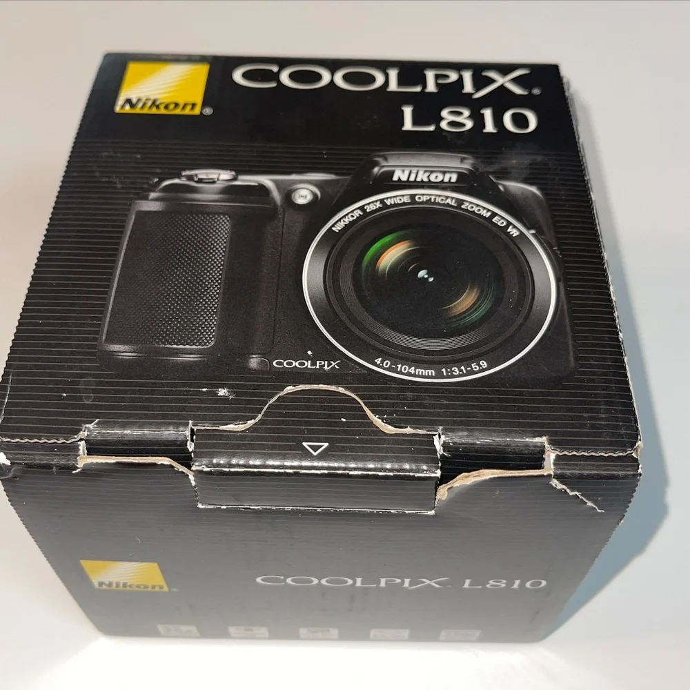 Nikon COOLPIX L810 Digital Camera Blue 16.1 MP + 16 GB SD Card Tested Box Cord